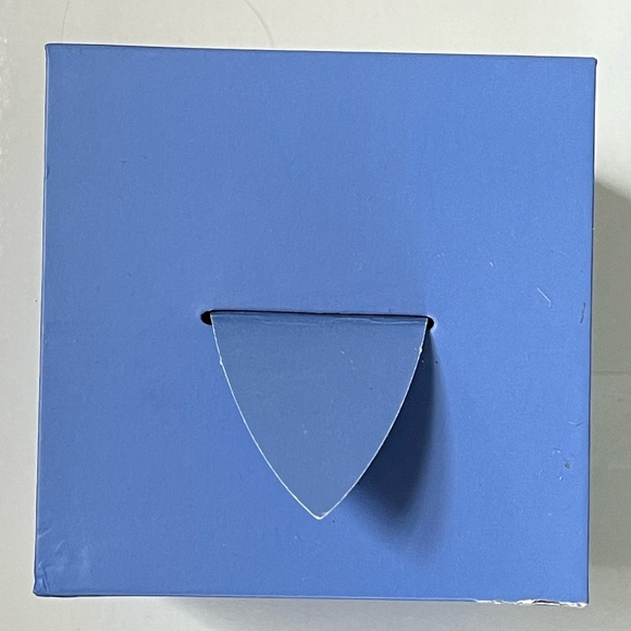 Surprise Ball in Shark Box 4 Surprises NWT - Picture 5 of 7